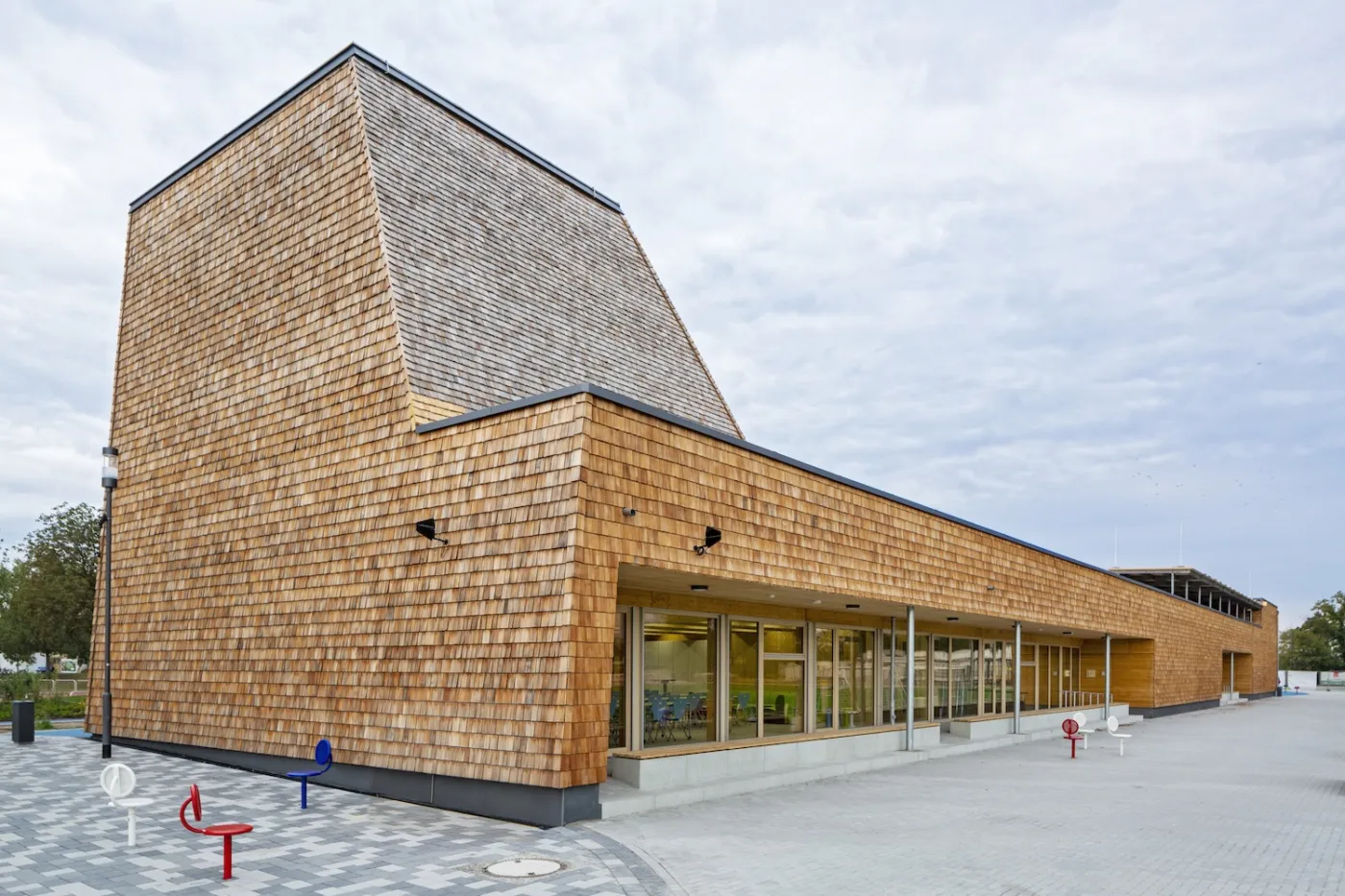 Gebäude Außenansicht | Foto: Rahel Welsen